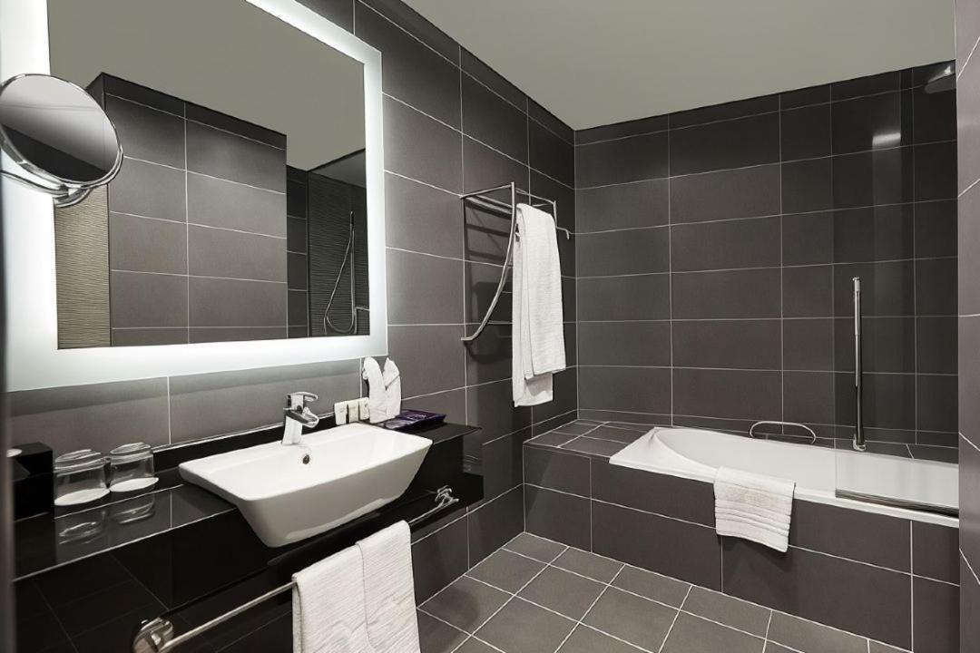 Park Regis Business Bay Hotel Dubaj Kültér fotó